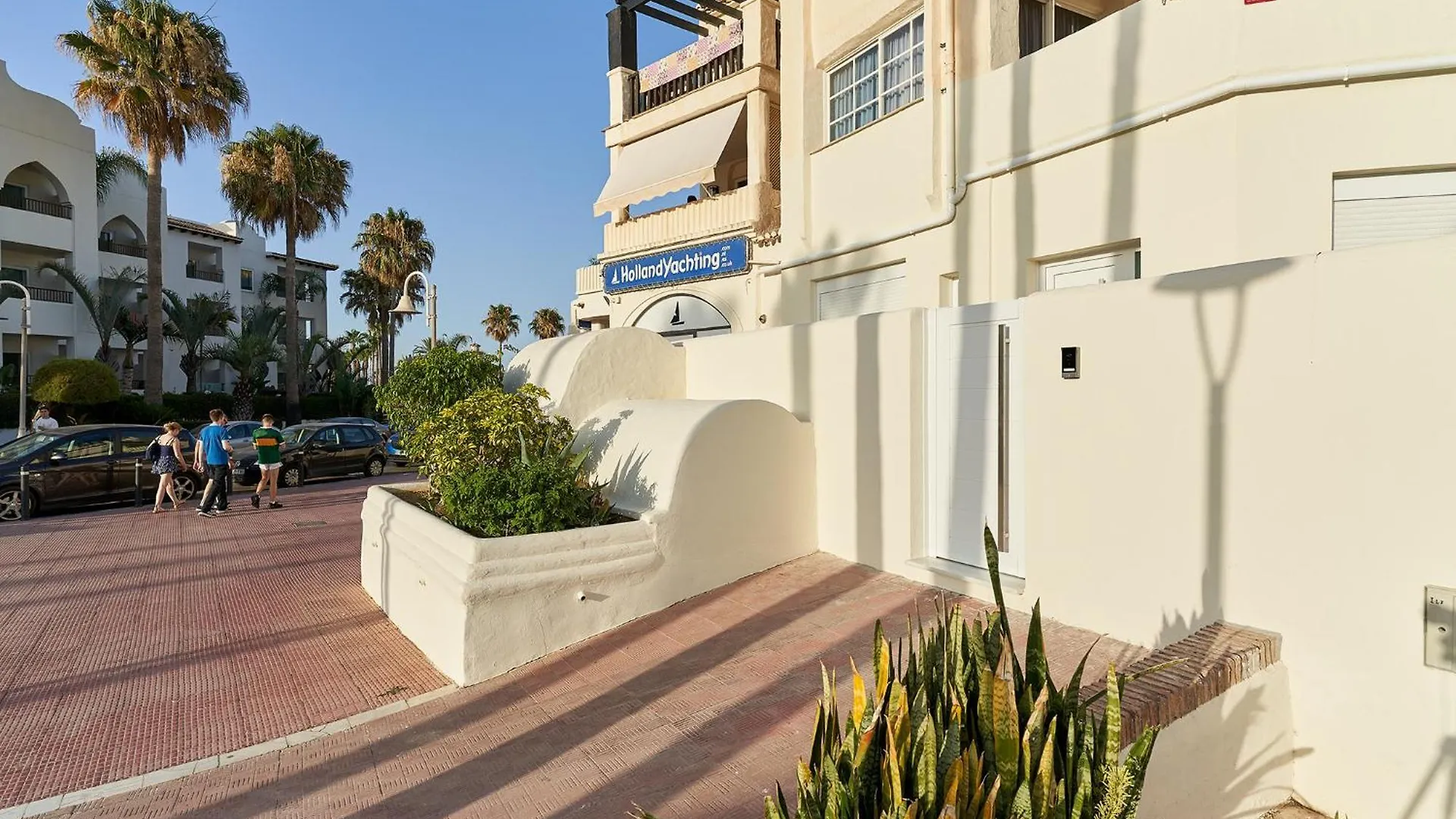 Atlantis Home Puerto Marina - 1 Minuto De La Playa Benalmadena Spain