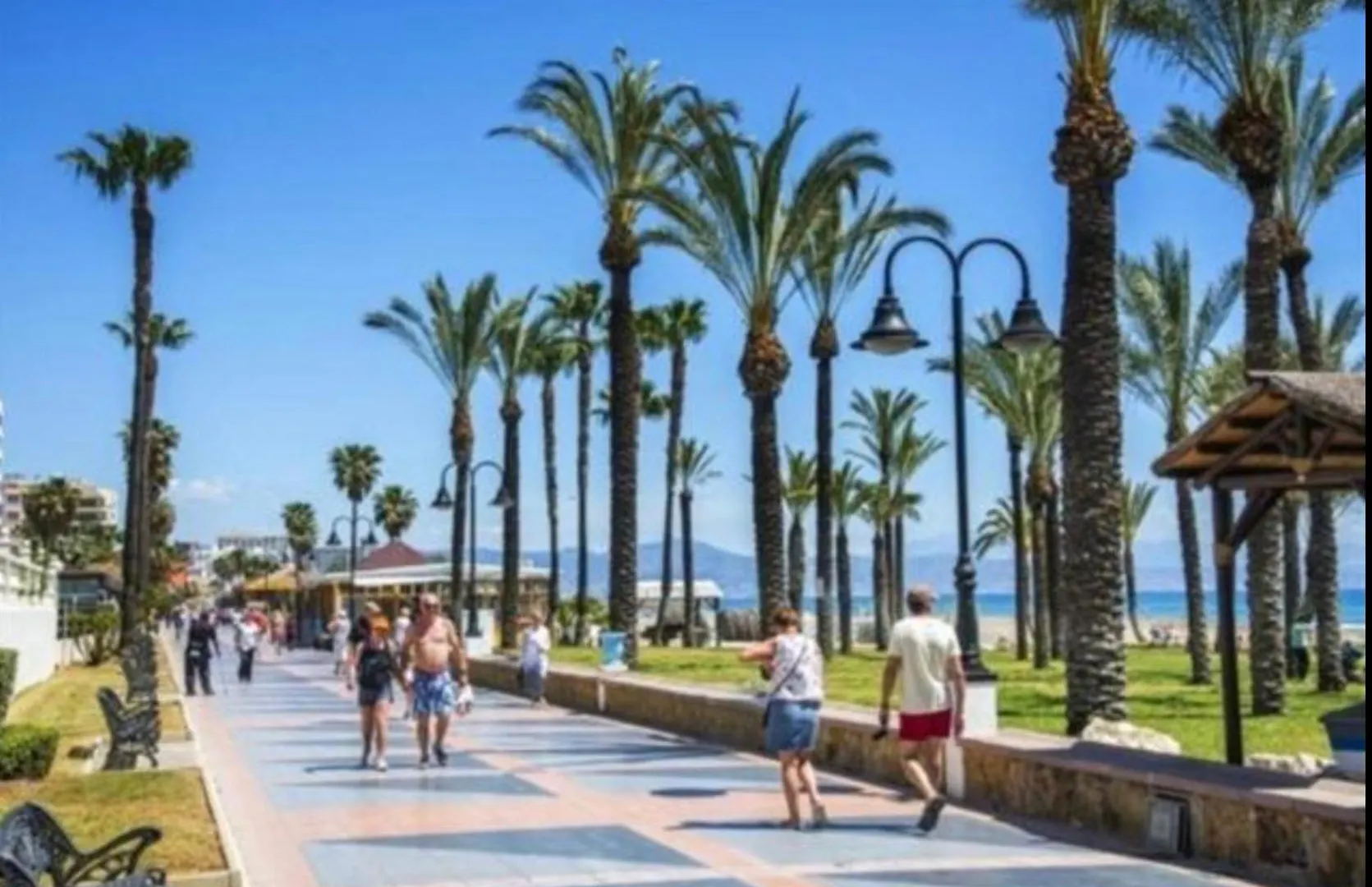 Atlantis Home Puerto Marina - 1 Minuto De La Playa Benalmádena Apartamento
