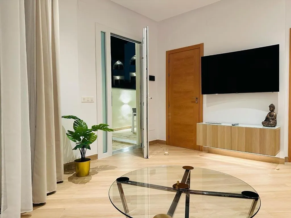 Atlantis Home Puerto Marina - 1 Minuto De La Playa Benalmádena Apartmán